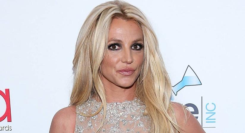 Britney Spearst bármikor letilthatja az Instagram, olyan sokat mutatott meg magából