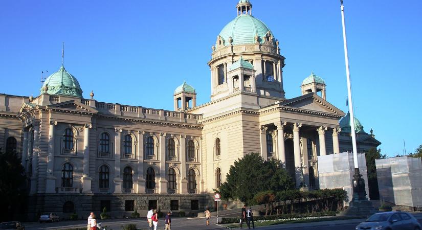 Április óta nincs kormánya Szerbiának, hamarosan lejár a határidő