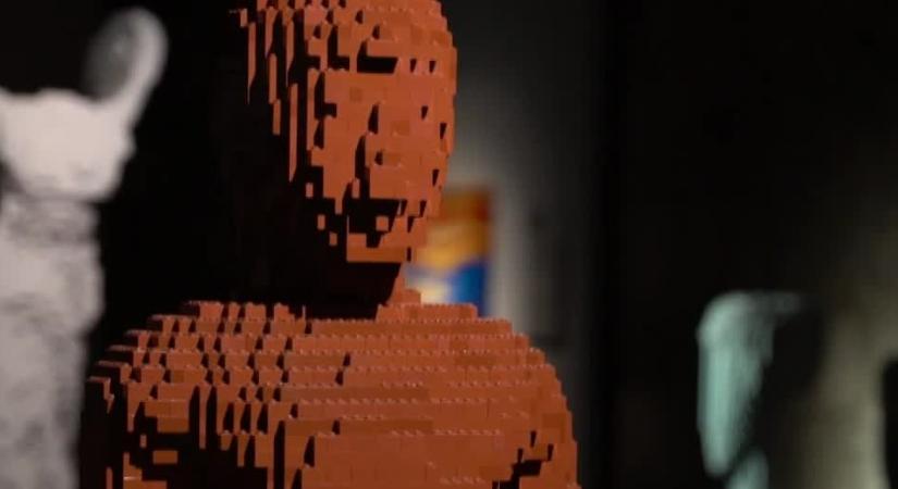 Mozaik - Megnyílt az Art of the Brick - A Kocka Művészete elnevezésű kiállítás