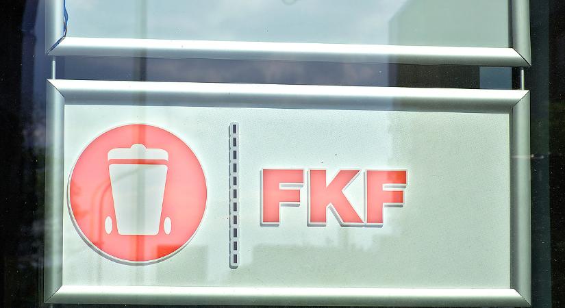 Budapesti szemétvita: az FKF kukásautói pénteken mindenütt dolgoztak