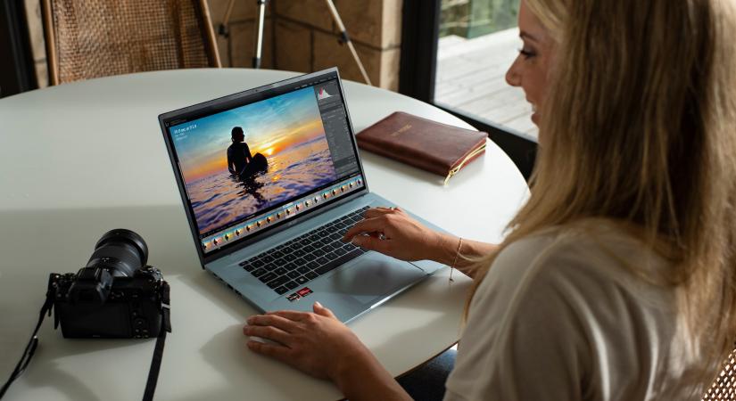 Megérkezett a világ legkönnyebb 16 hüvelykes OLED laptopja