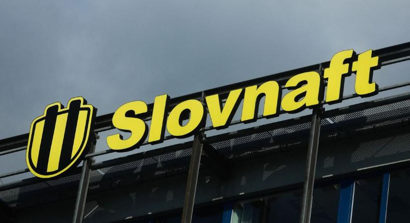 Átment a szlovák parlamenten a Slovnaftra kivetett extraadó