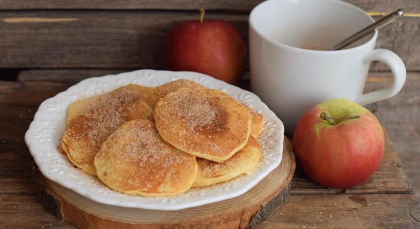 Rupáner-konyha: Bögrés, pillekönnyű almás palacsinta recept