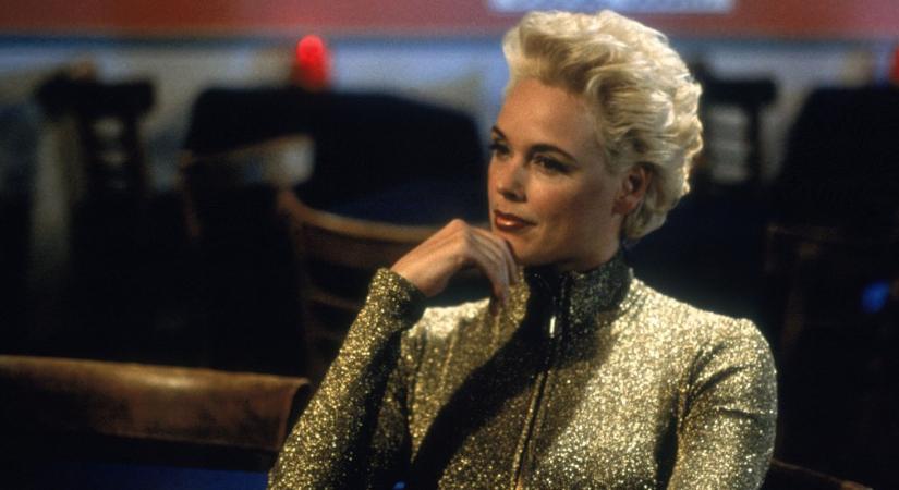 Brigitte Nielsen a Playboyban is letaglózó amazonként mutatta meg magát, iszonyatosan nagy és formás mellekkel