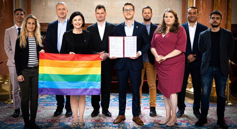Megalakult a parlament LMBTQ-jogokkal foglalkozó képviselőcsoportja