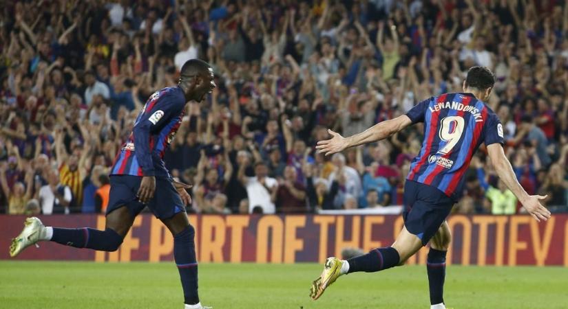 Videón Lewandowski újabb klasszis gólja a Barcelona színeiben