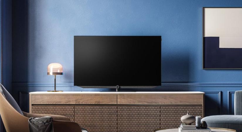 Kicsi OLED tévével támad a Loewe
