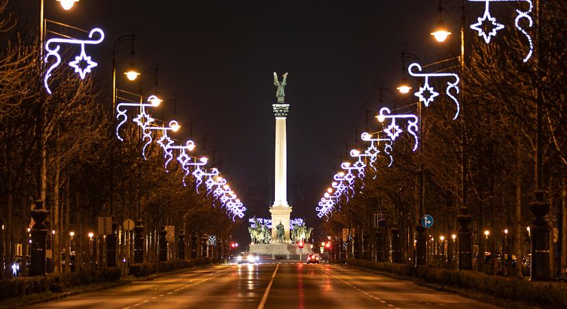Budapesten nem lesz karácsonyi díszkivilágítás