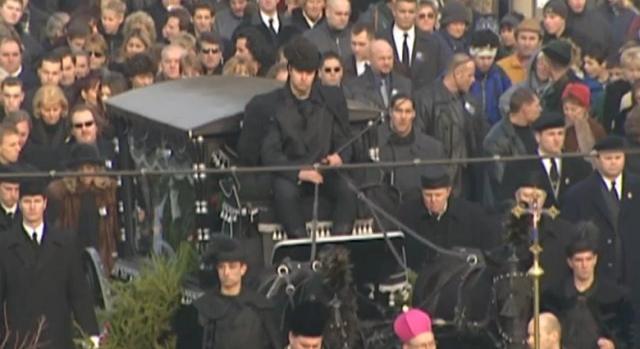 Zámbó Jimmy temetése médiatörténeti esemény volt