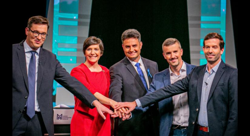Kötter Tamás (Facebook): Külföldről pénzelt politikusok, nagykövetségekre raportra hívott bírók