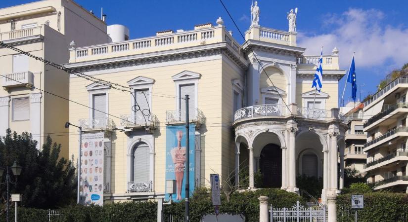 Jókora botrányt hozott egy amerikai magángyűjtemény darabjainak Görögországban való kiállítása
