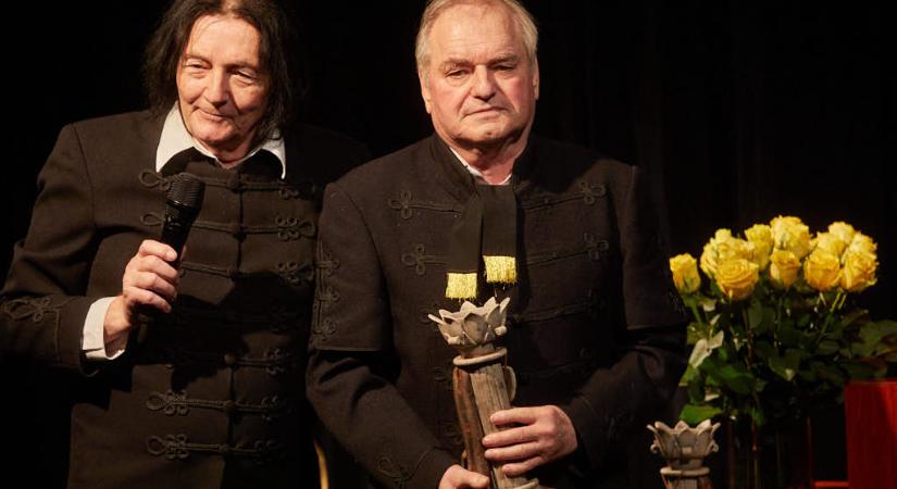 “Az életutamban is megerősít ez a díj” – Rangos elismerésben részesült Döbrentei Kornél
