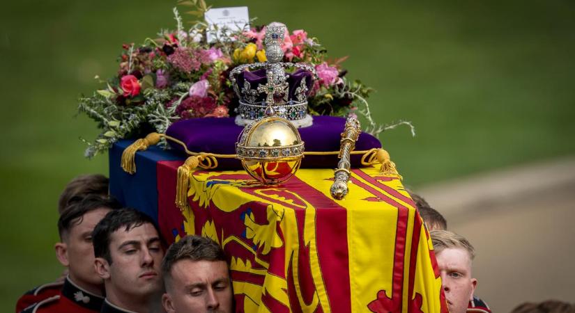 Megdöbbentő dolgot árult el II. Erzsébet egyik katonája: már a királynő halála előtti napokban erre készültek