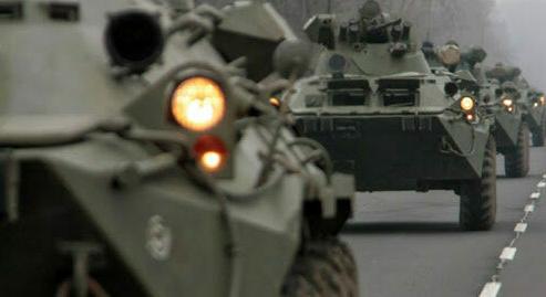 Lángra kapott egy katonai csapatszállító harckocsi a Sándorfalvi úton