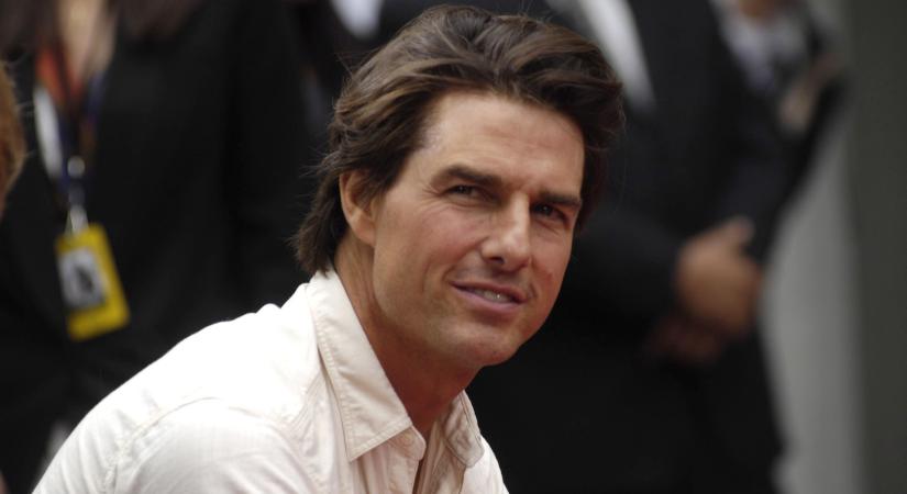 Tom Cruise VIP-látogatást tehetett II. Erzsébet királynőnél