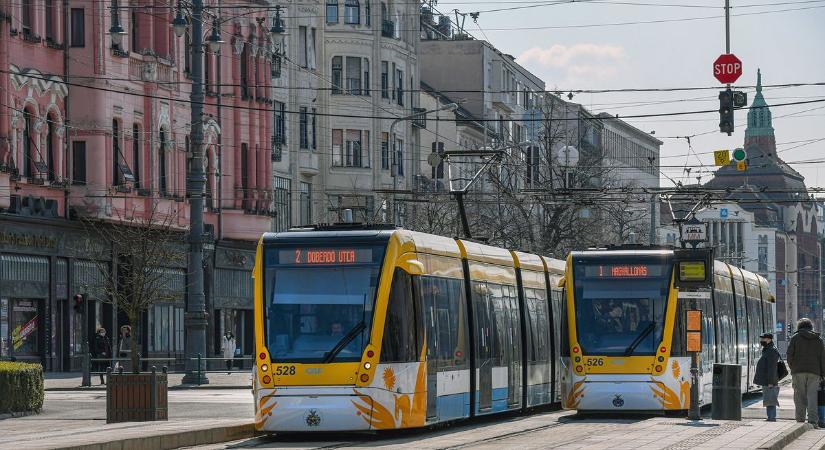 Debrecen spórol – olyan drága az energia, hogy hétvégente nem járnak a villamosok