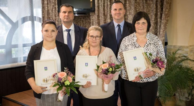 Városi elismeréseket adtak át a szociális munka napja alkalmából Zalaegerszegen (képgalériával)