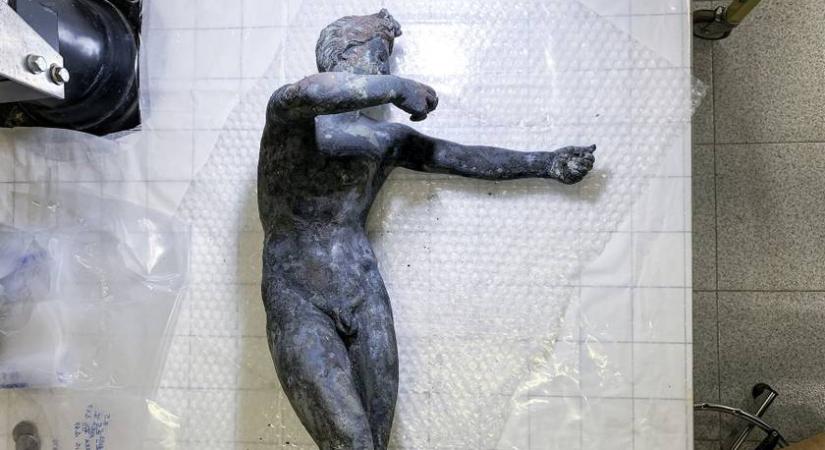 Elképesztő kincsekre bukkantak egy római kori termálfürdő romjai alatt: átírhatja a történelmet