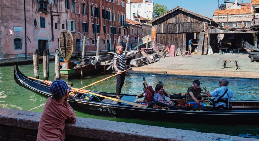 Még legalább fél évig nem kell belépőt fizetniük a turistáknak Velencében