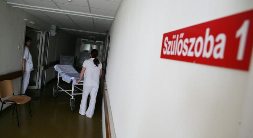 Humánerőforrás problémák miatt bezár a gyermekosztály a kalocsai kórházban