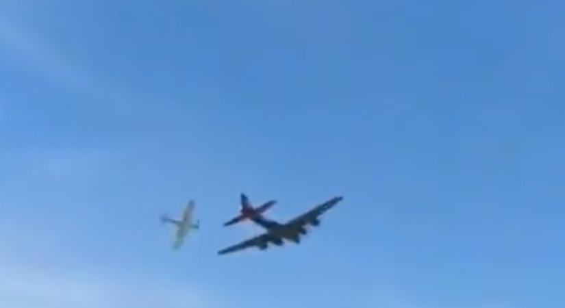 A levegőben ütközött össze két katonai repülő egy dallasi légibemutatón