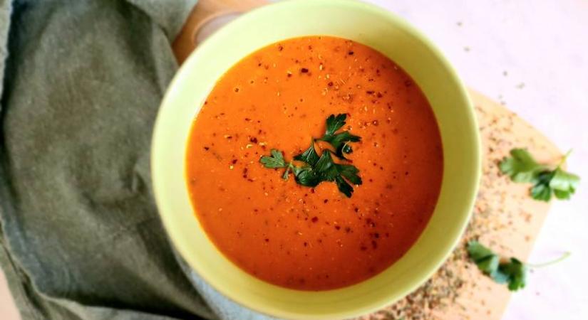 Fűszeres, krémes vöröslencse-leves: egyszerűen készül az ízletes fogás