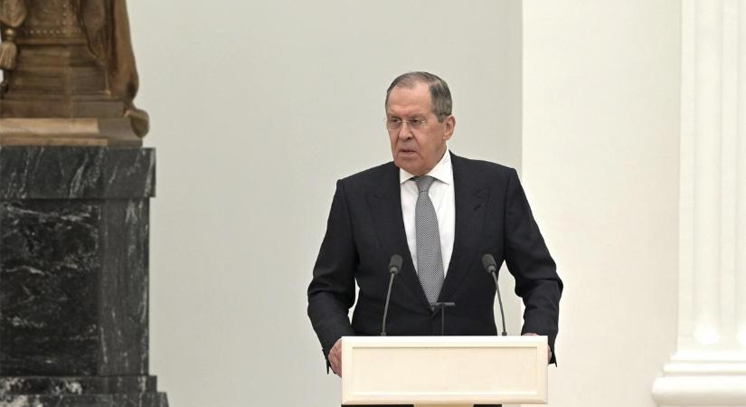 Mi történt? Szergej Lavrov orosz külügyminiszter kórházba került, miután megérkezett a G20-csúcsra