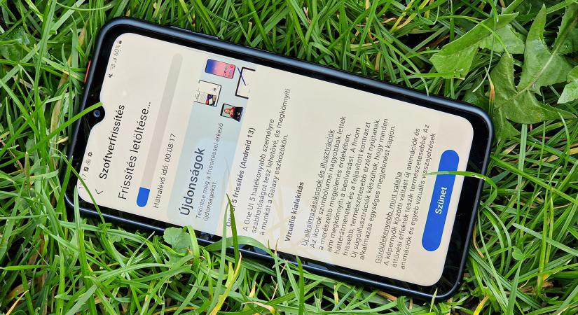 A legújabb Samsung stapatelefon is aktualizálta felületét