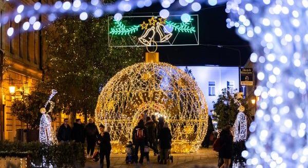 Debreceni Advent – négy hét alatt vásár, gasztronómia, szabadtéri koncertek