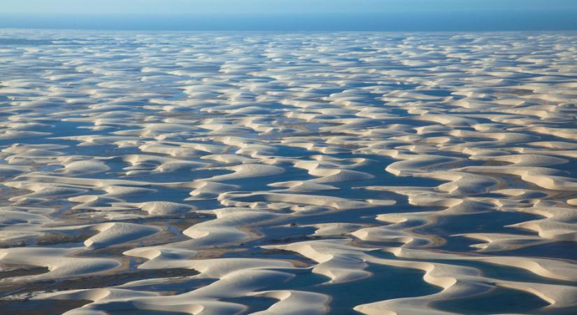Lenyűgöző képeken a brazíliai nemzeti park fehér homokdűnéi