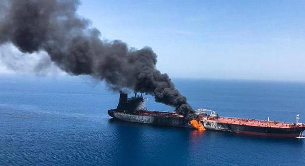 Dróntámadás ért egy izraeli tartályhajót Ománnál