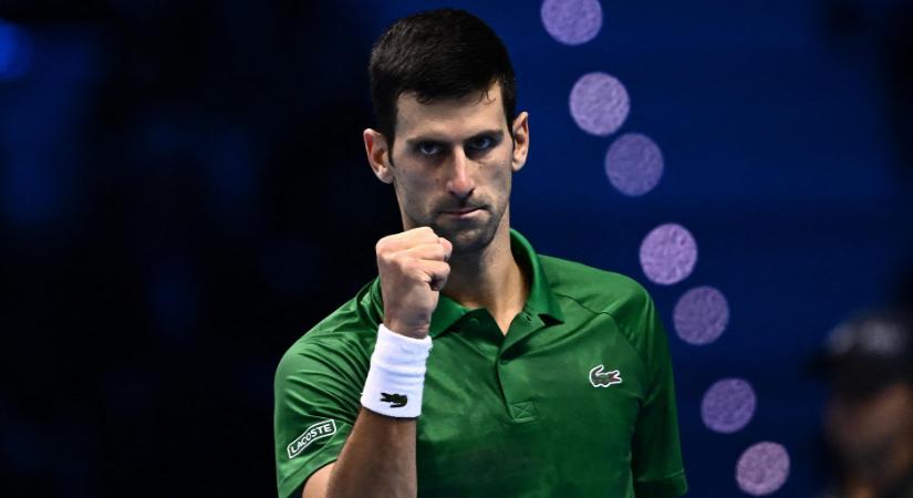 Djokovic villámgyors győzelemmel jutott a négy közé a világbajnokságon - videó