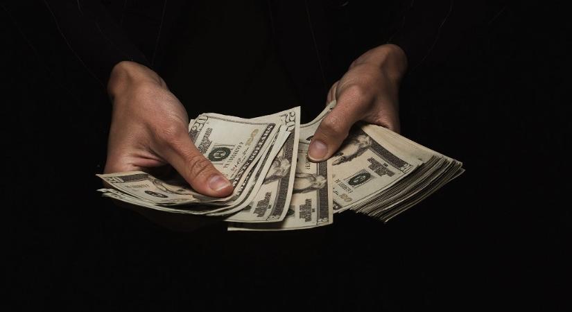 Aggasztó helyzet: évi több tíz milliárd dollár tűnik el a korrupció miatt Ukrajnában