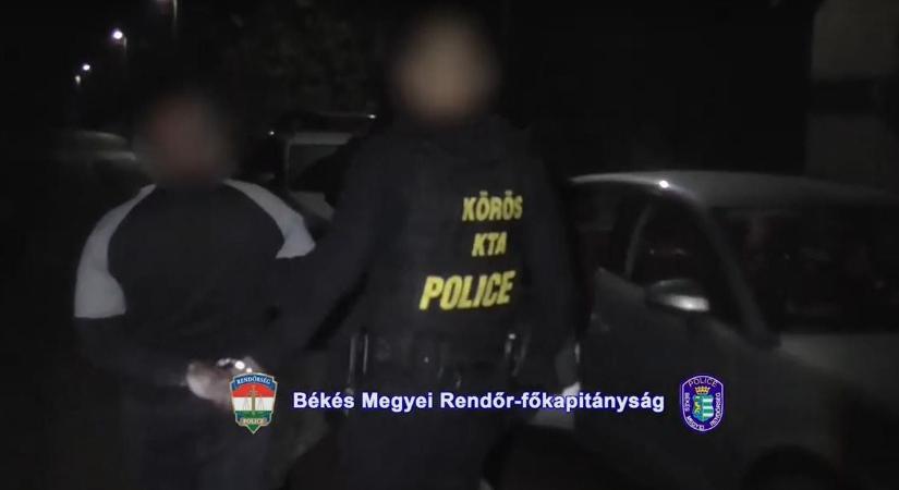 Orosházi és gyulai kábítószer-kereskedőkre csaptak le a rendőrök – videóval
