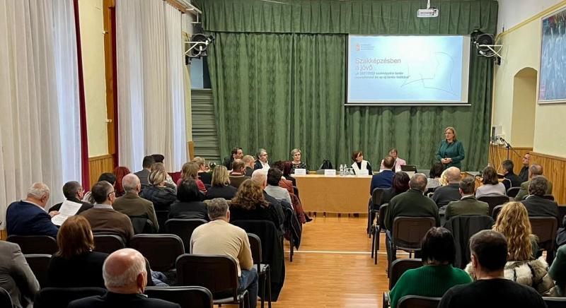 A Nemzeti Pedagógus Kar megyei tagozata szakképzési konferenciát tartott szerdán Kalocsán – A szakmai fórumnak a Dózsa Technikum adott helyet