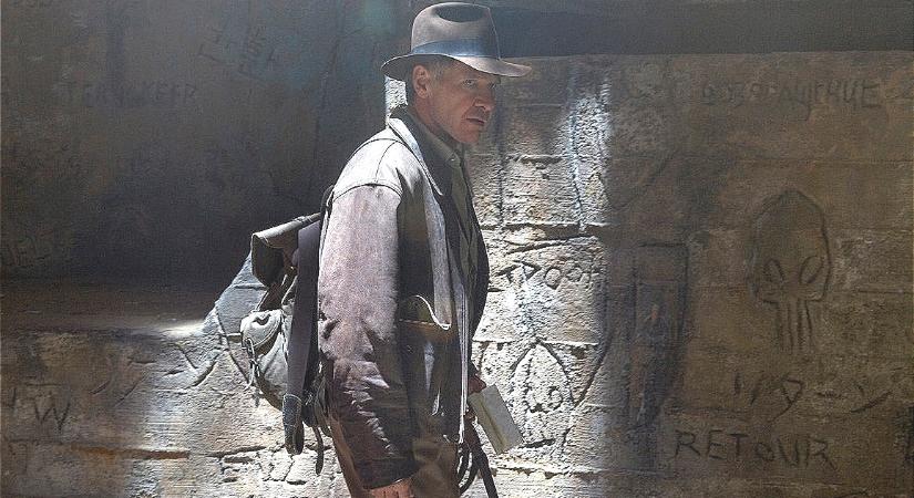 Megérkezett az első hivatalos kép Harrison Ford Indyjéről a közelgő Indiana Jones 5-ből, és ej, de jó formában van az idős kalandor!