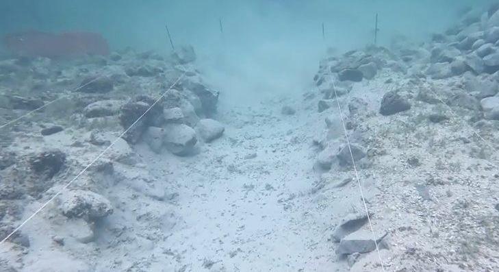 Rejtélyes víz alatti kőhalmokat fedeztek fel a Boden-tónál