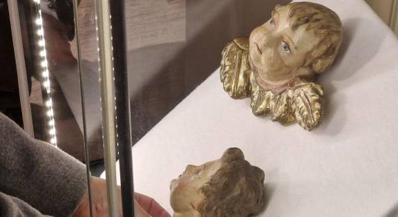 A barokk puttófejpár a hónap műtárgya a Göcseji Múzeumban
