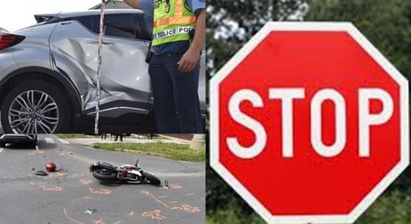 Lezárt akta: nem állt meg a stoptáblánál és súlyos sérüléseket okozott egy motorosnak a bajai sofőr