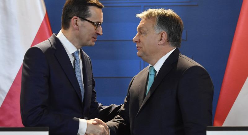Lengyelországnak elege lett abból, hogy Orbán folyton keresztbe tesz, ezért most megkérik valamire