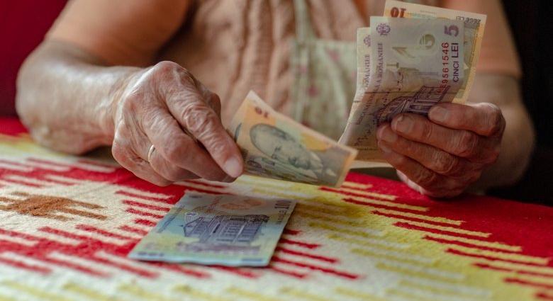 Emelés, támogatás, kiegészítés – pontokba szedve, hogy mit kapnak a nyugdíjasok