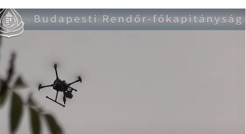 Drónnal figyelték az autósokat a rendőrök a belvárosban - videó