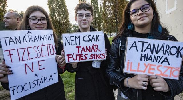 „A magyar pedagógusok fizetéséért egyedül a magyar kormány a felelős” – európai tanárok álltak ki magyar kollégáikért
