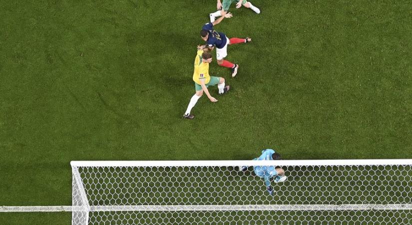 Hátrányba került Franciaország, de aztán négy góllal lelépte Ausztráliát