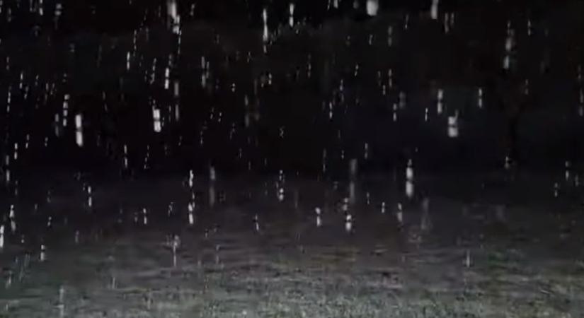 Így esett a hó kedden éjszaka Kőszegnél - videó