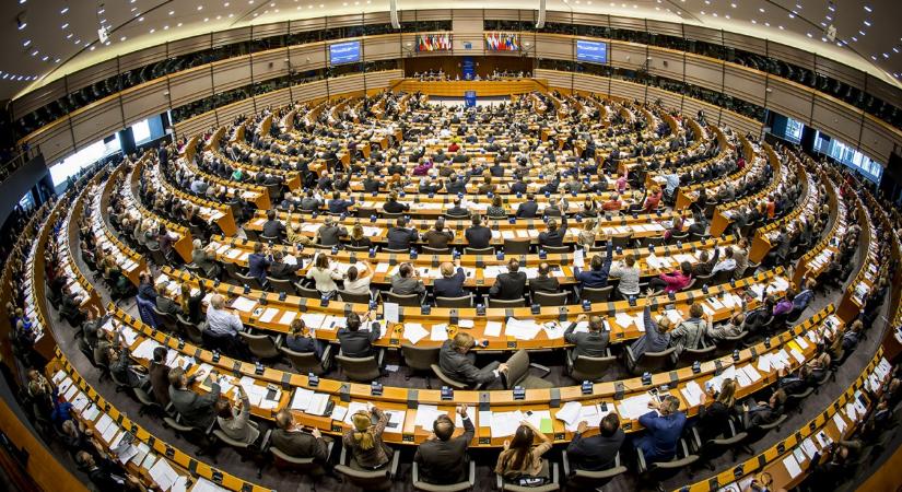 A fideszes EP-képviselők nem szavazták meg Oroszország terrorizmust támogató állammá nyilvánítását