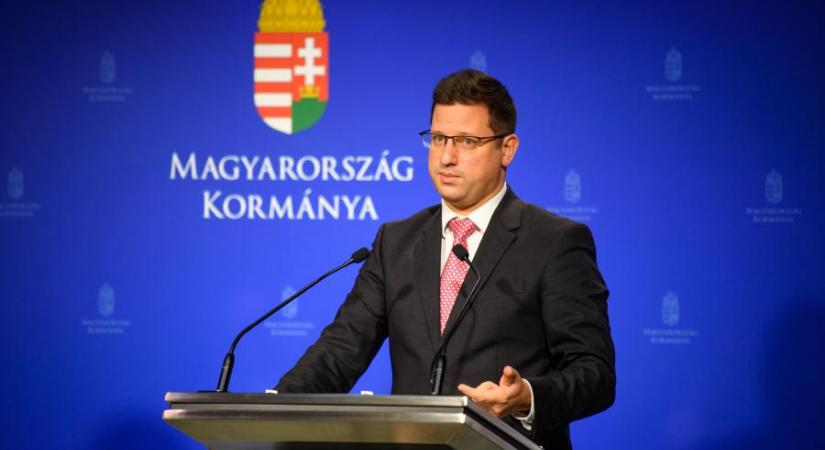 A kormány szerint Magyarország 2023 második negyedévében juthat hozzá a felfüggesztett uniós forrásokhoz