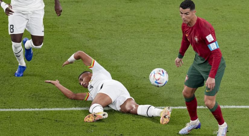 A végén potyogtak a gólok: Cristiano Ronaldo történelmet írt