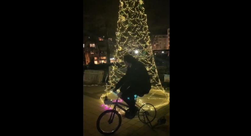 Biciklihajtású karácsonyi világítás lesz a II. kerületben