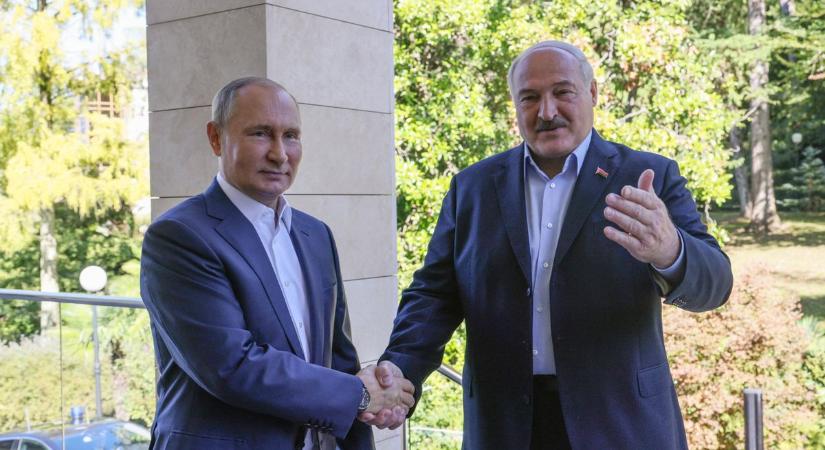 Lukasenka kockáztatna a háborús részvétellel